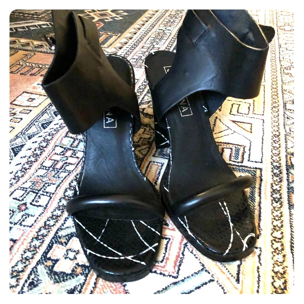 Sol Sana block heels